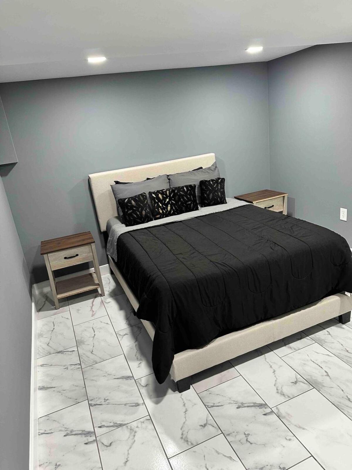 Lovely Basement 1-Bedroom With Free Parking Вашингтон Екстериор снимка